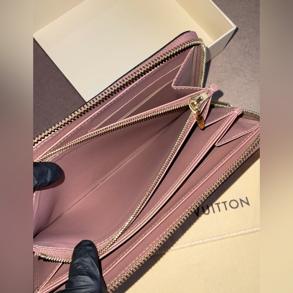 ✅ AUTHENTIC LIKENEW LONG WALLET LOUIS VUITTON VERNIS LEATHER - Picture 4 of 14